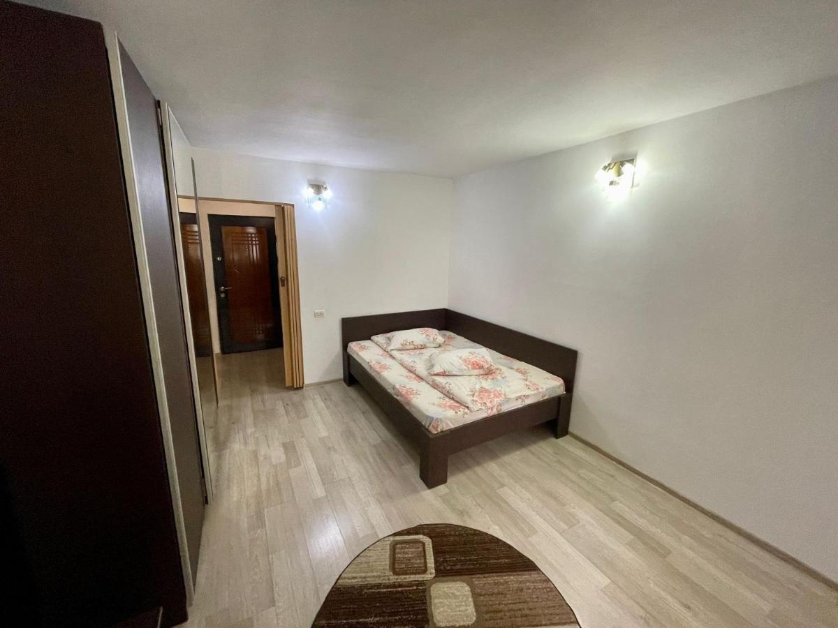 Garsoniera Moderna Parcare Internet Piteşti Exterior foto